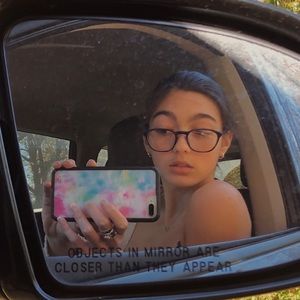 Meet your Posher, Mackenzie